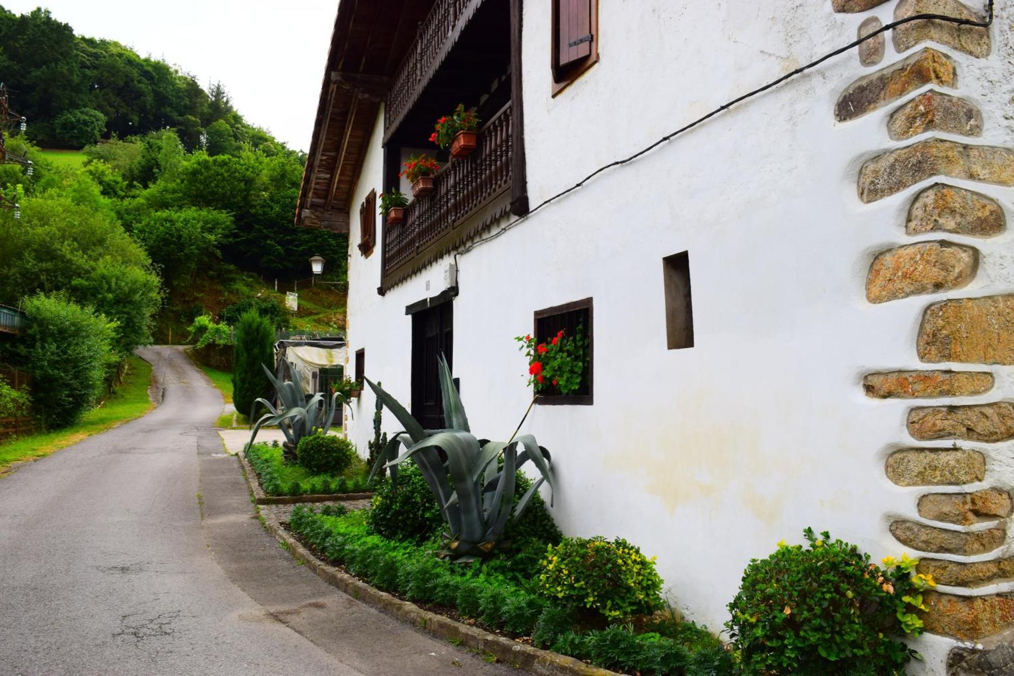 Peritxenea Landa Apartamentuak Appartement Lesaka